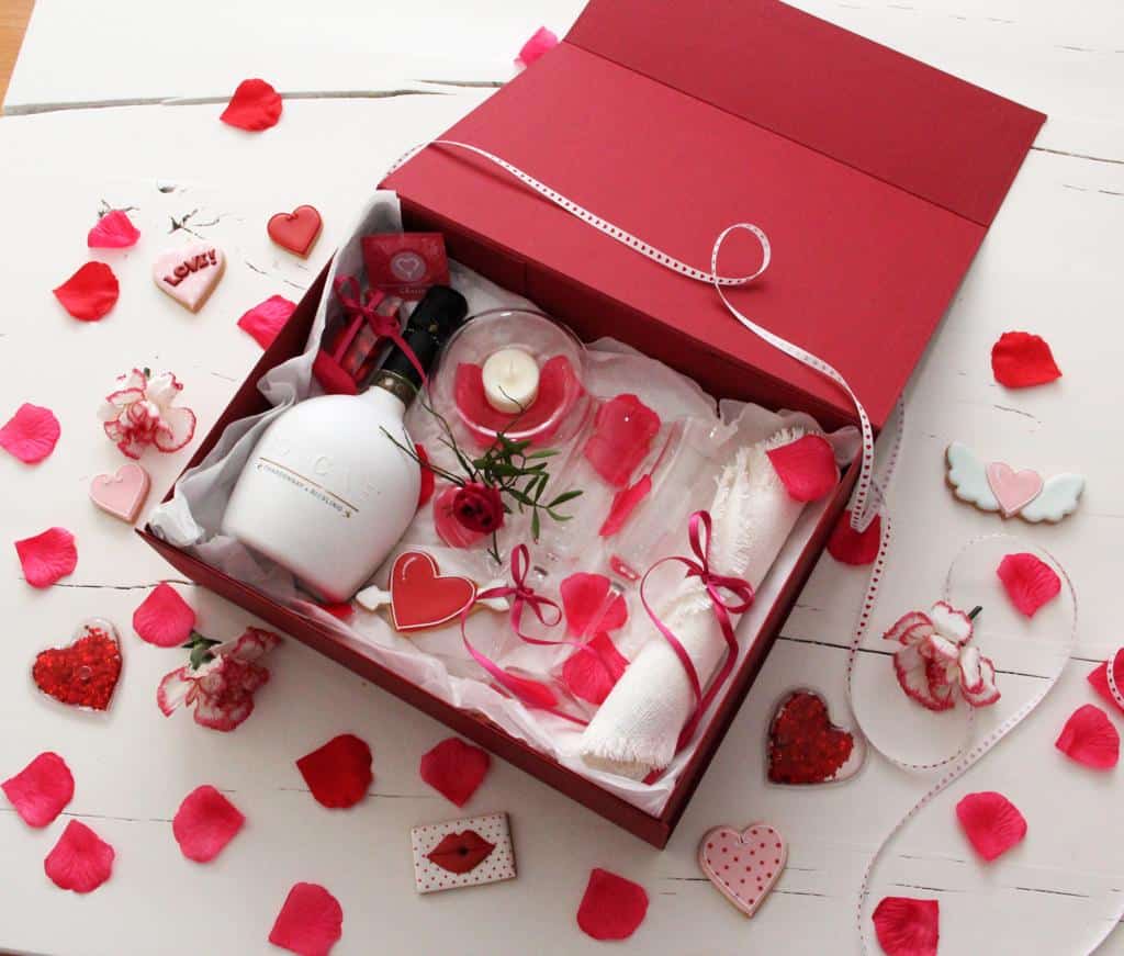 Scatola a Cuore da colazione set 2 Pz box regalo San Valentino festa  innaromati (Love)