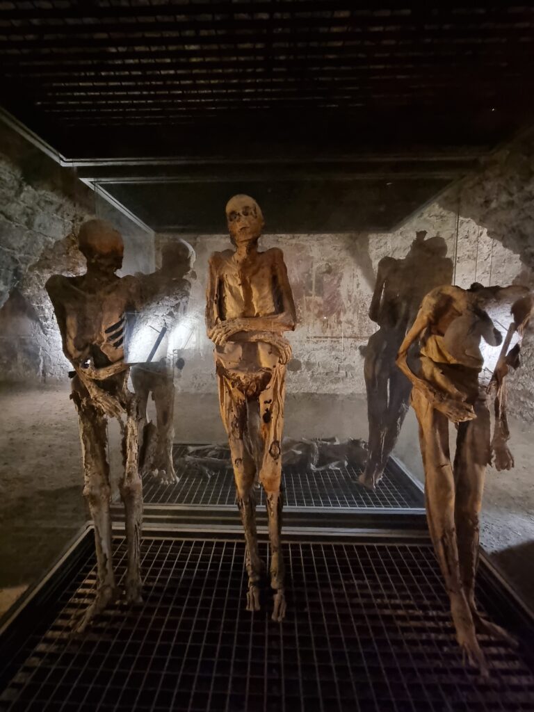 Umbria - Museo delle Mummie di Ferentillo
