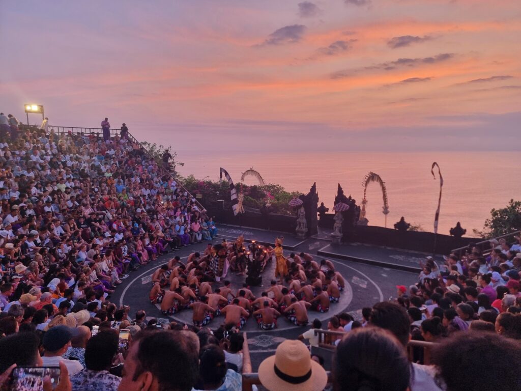 Bali: danza del fuoco ad Uluwatu